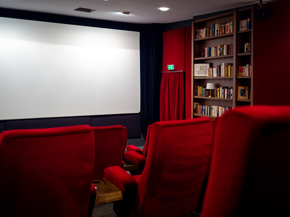 Blick in einen Kinosaal des Schauburg Filmtheaters